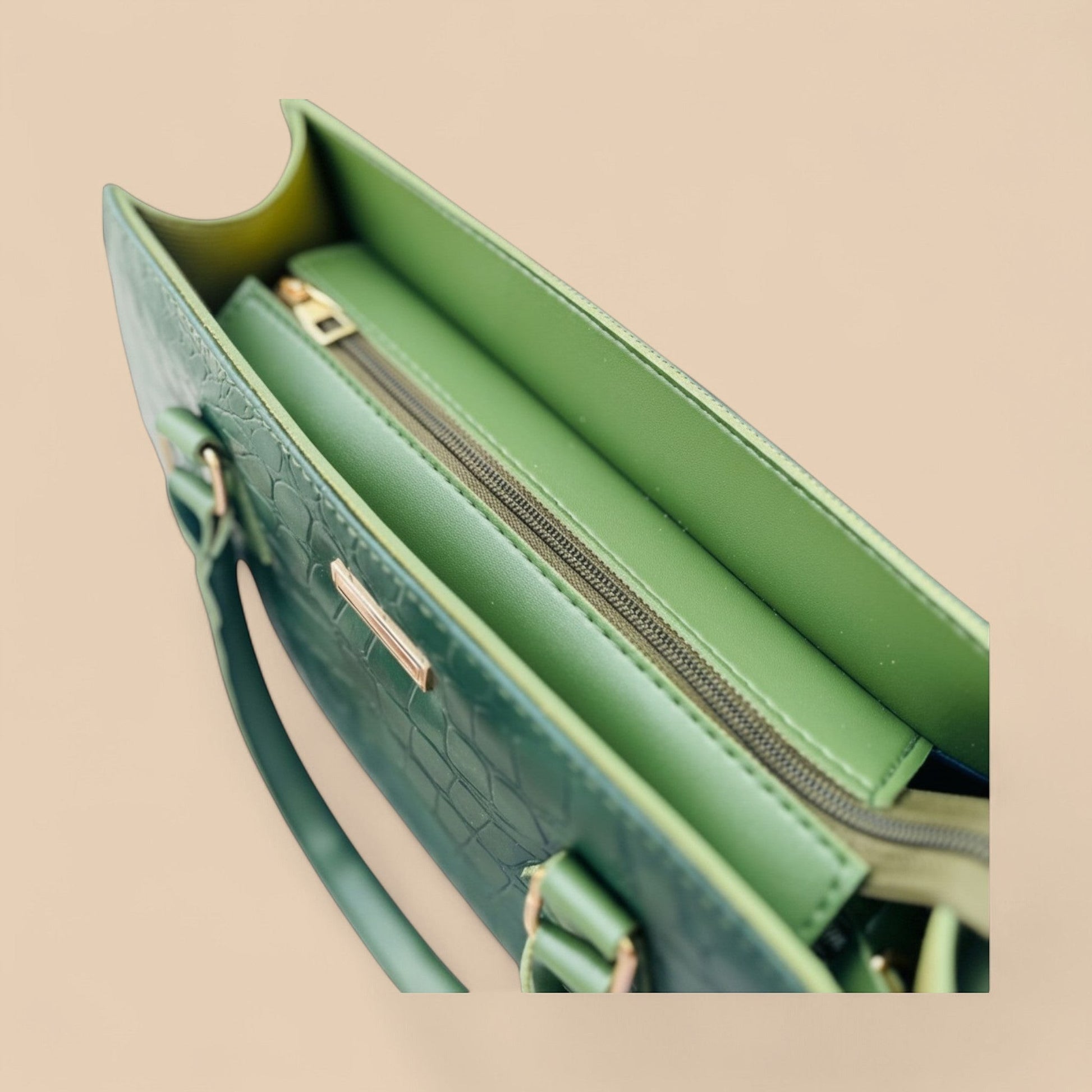 Graciza Lyra green faux leather handbag with crocodile texture and gold hardware. Includes crossbody bag and wallet.